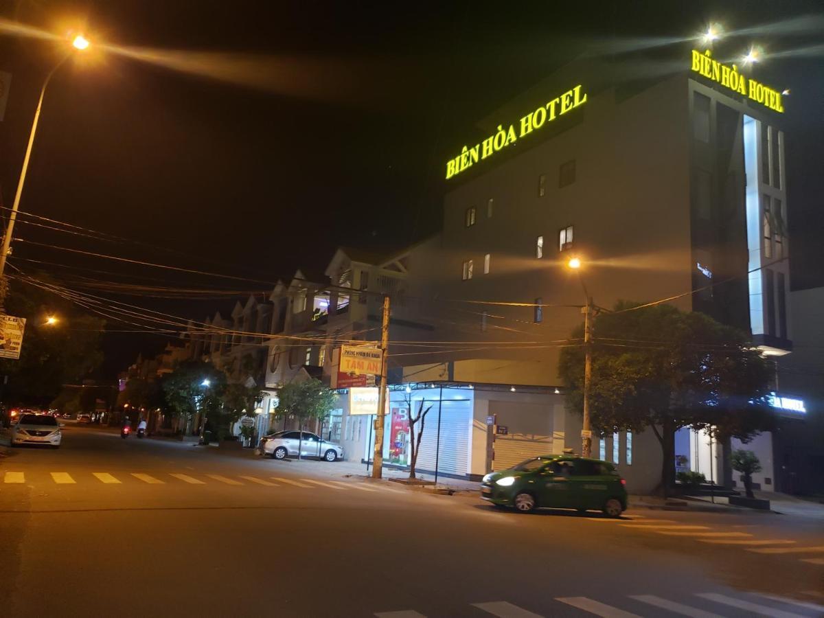 Bien Hoa Hotel Exterior foto